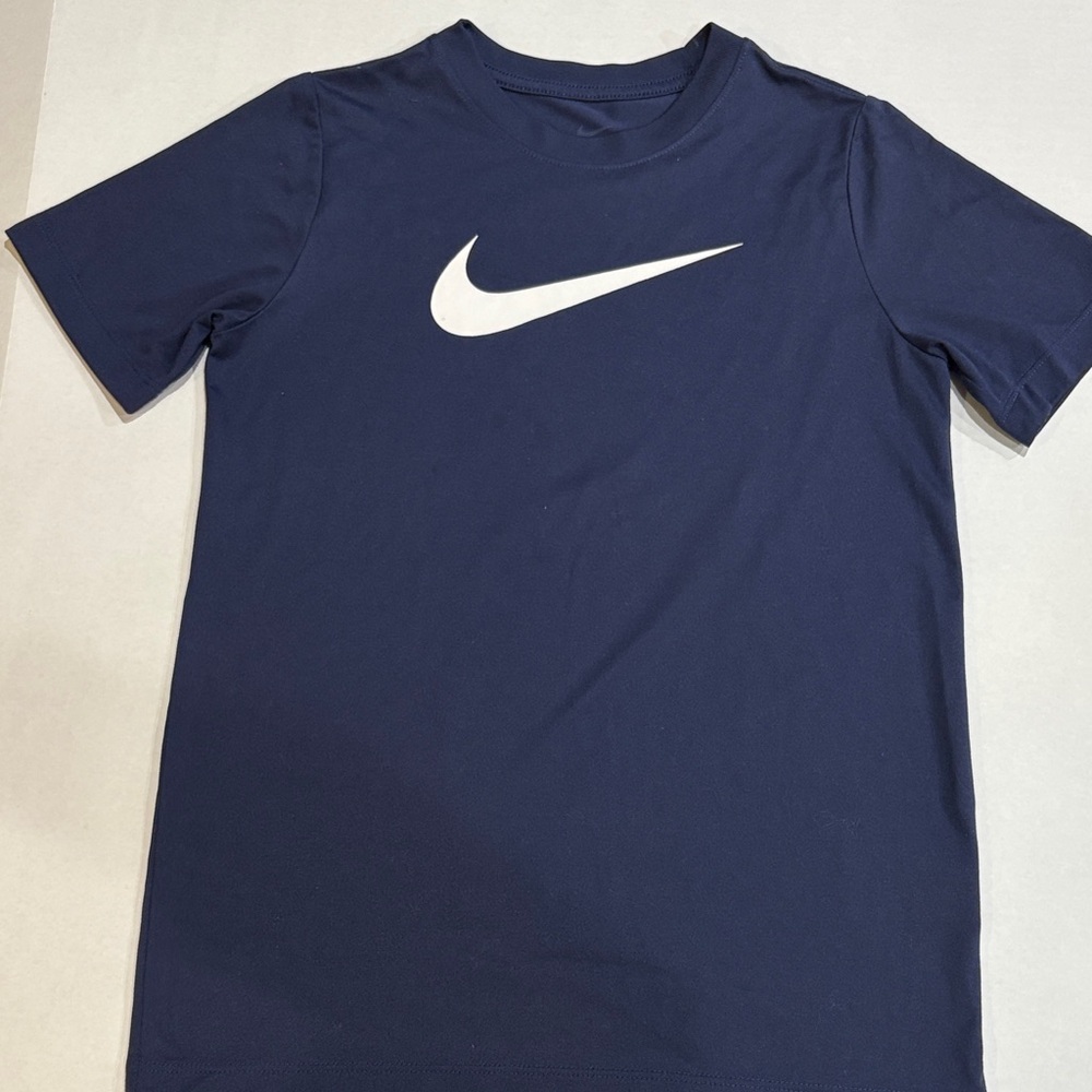 Nike Boys Medium Navy Blue Dri-FIT Swoosh T-Shirt